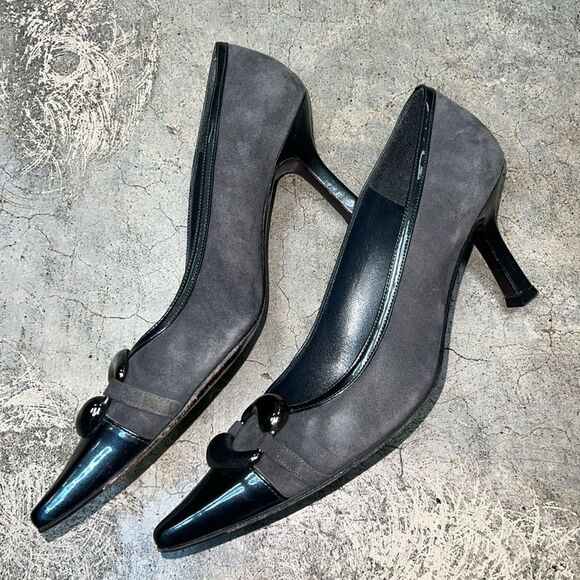 Stuart Weitzman, charcoal suede, and Patent pumps - Picture 4 of 7